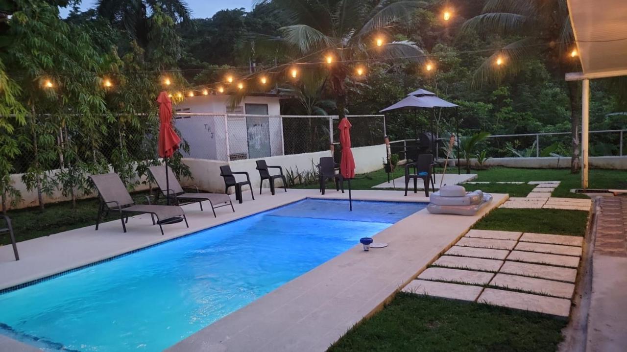 Oasis With Pool Near Canal *